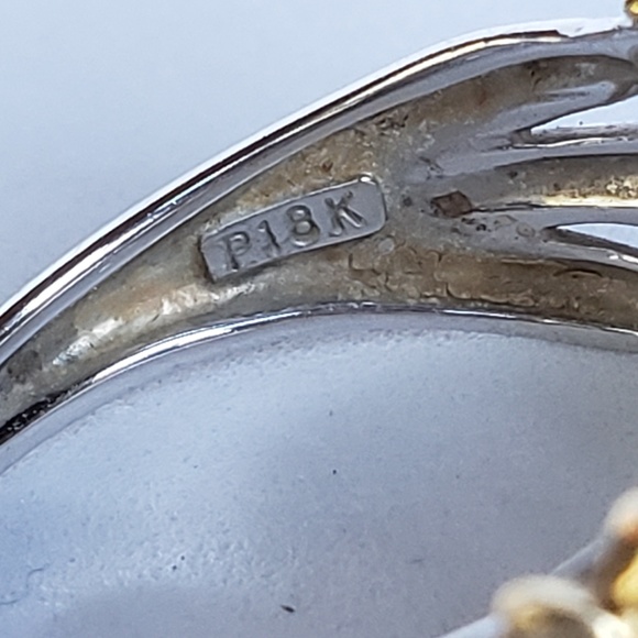 SOLD on Eby - 18k Two Tone Ring - Picture 7 of 7